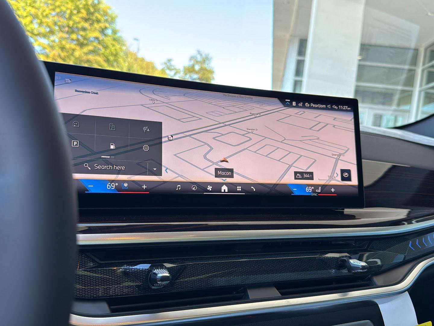 New 2026 BMW X6 xDrive40i image 23