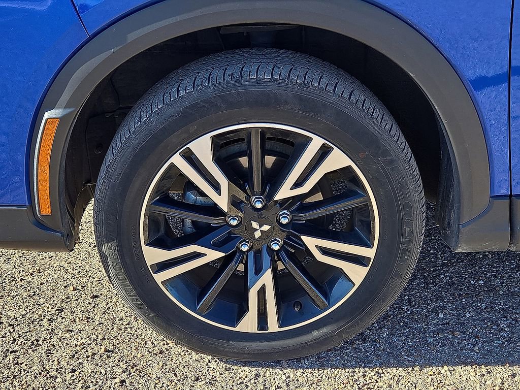 Used 2024 Mitsubishi Eclipse Cross SE image 11