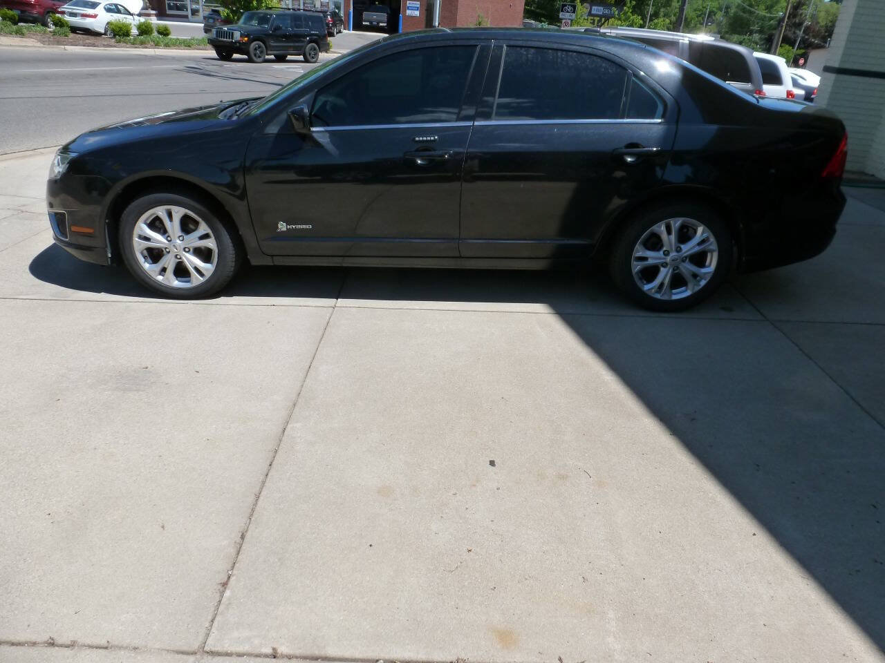 Used 2012 Ford Fusion Hybrid FWD image 6