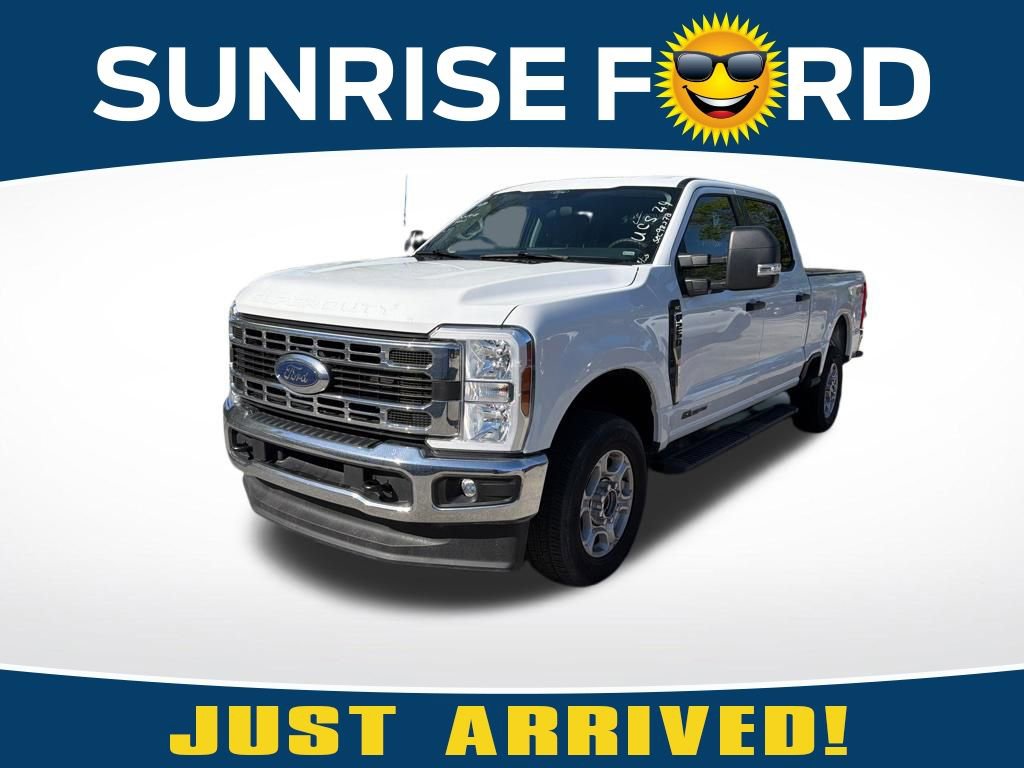 Used 2025 Ford F250 XLT AWD/4WD image 1