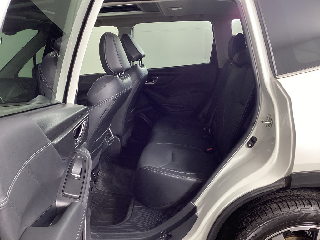 Used 2019 Subaru Forester Touring AWD/4WD image 14
