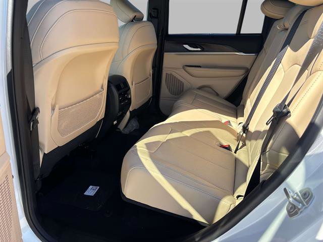 New 2025 Jeep Grand Cherokee Limited image 7