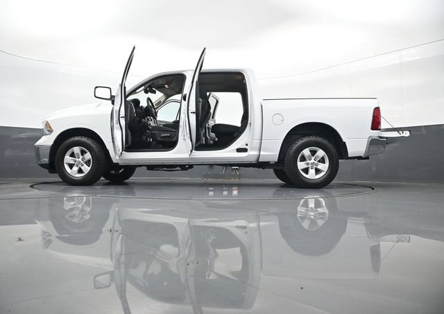 Used 2022 RAM 1500 Classic SLT w/ Electronics Group AWD/4WD image 34