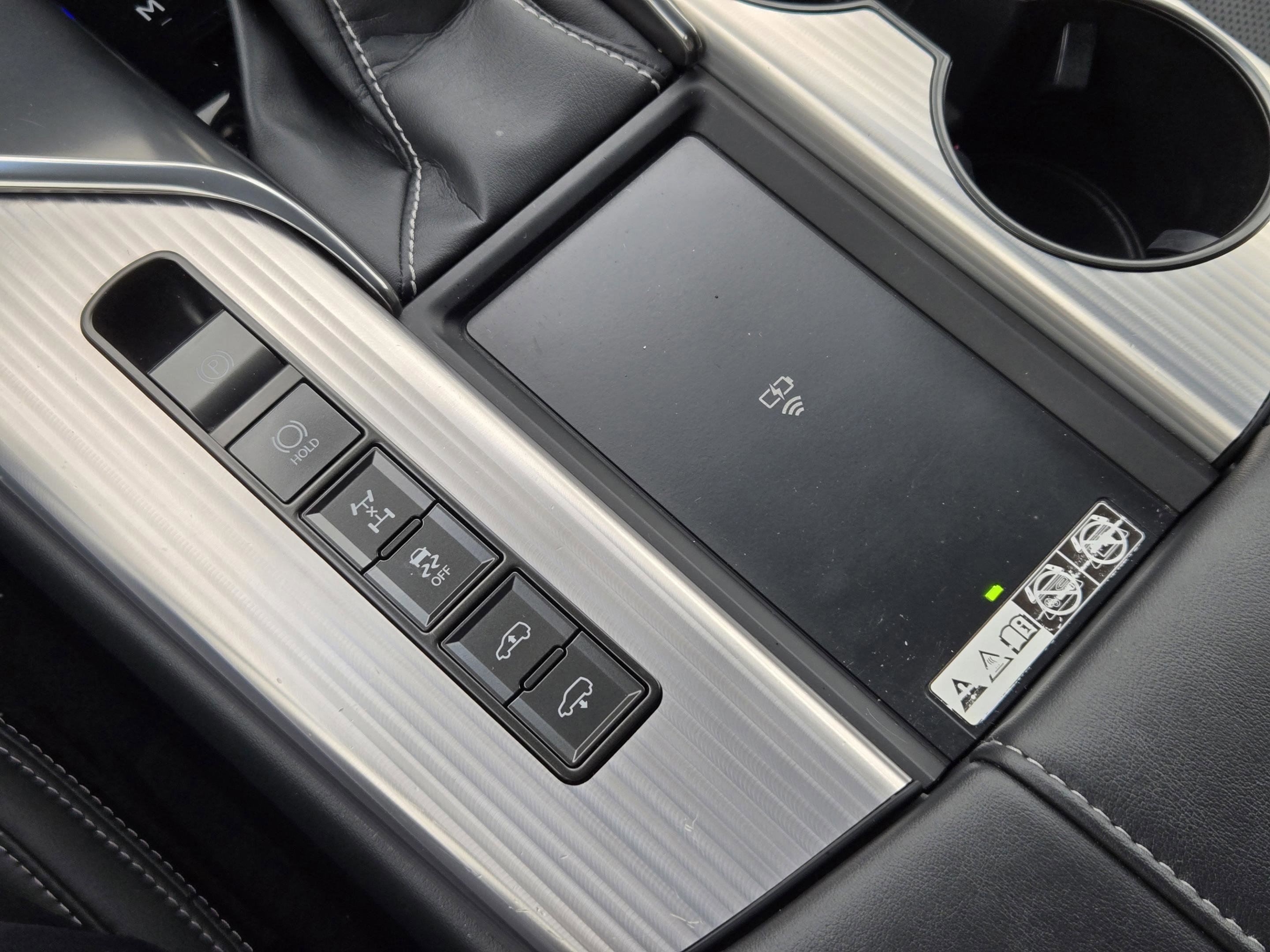 Used 2023 Lexus LX 600 F Sport AWD/4WD image 18