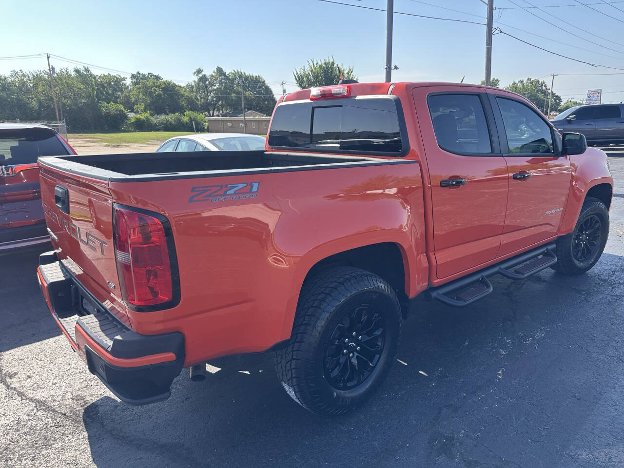 Used 2021 Chevrolet Colorado Z71 AWD/4WD image 8