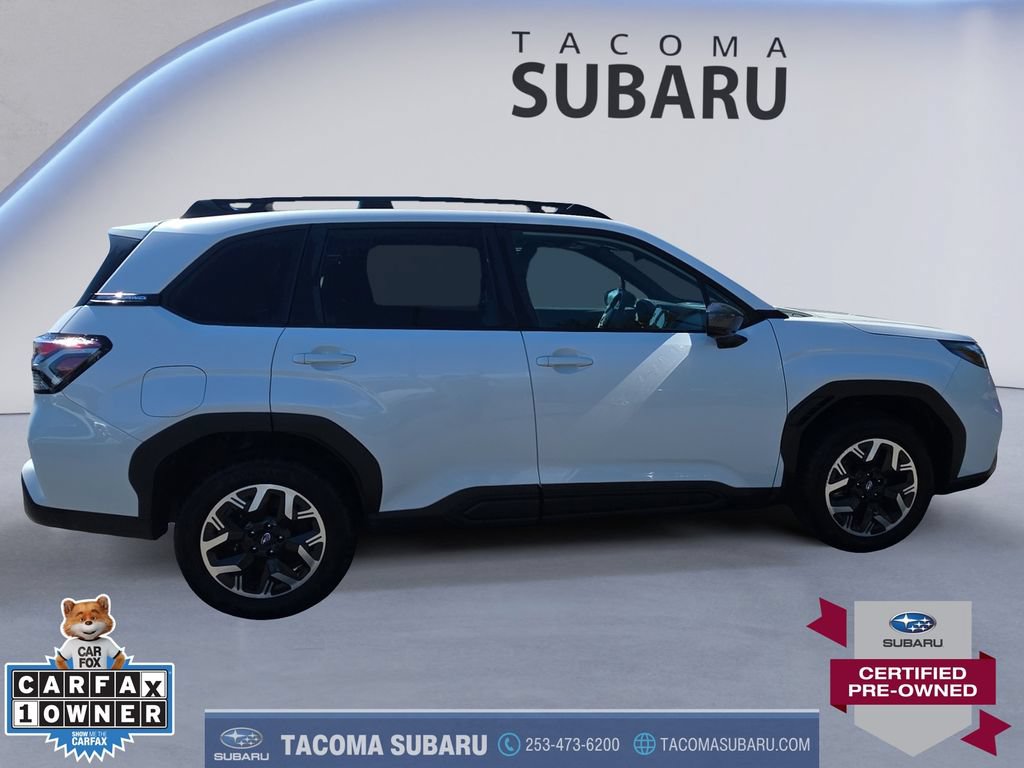 Used 2025 Subaru Forester Premium AWD/4WD image 6