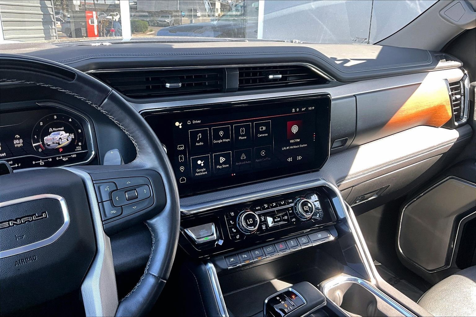 Used 2024 GMC Sierra 1500 Denali image 6