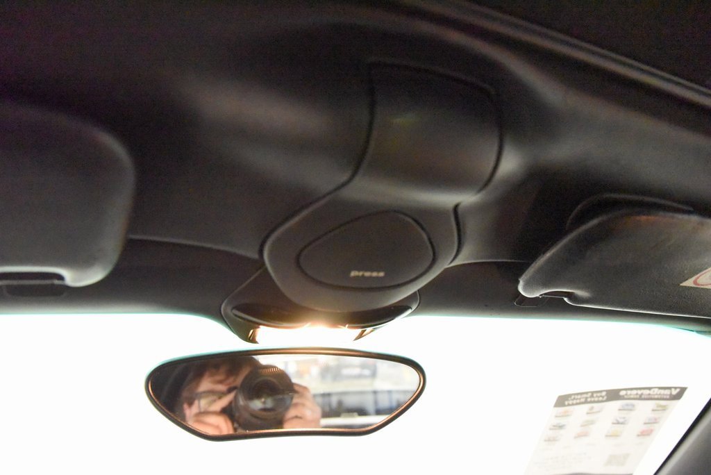 Used 2000 Porsche Boxster image 21