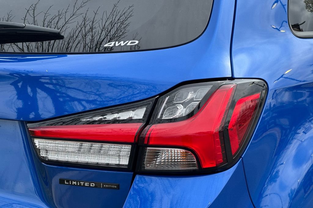 New 2026 Mitsubishi Outlander Sport LE AWD/4WD image 24