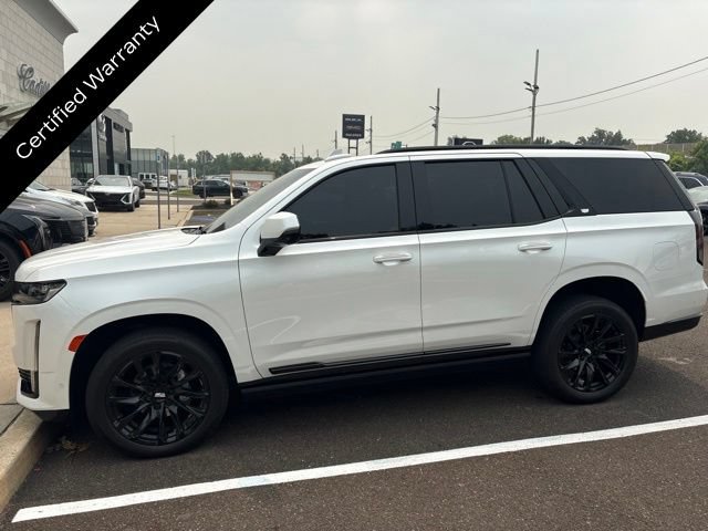 Certified 2024 Cadillac Escalade Sport Platinum w/ LPO, ONYX Package AWD/4WD image 3
