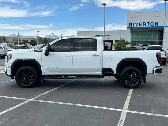 Certified 2025 GMC Sierra 3500 AT4 w/ Technology Package AWD/4WD image 10