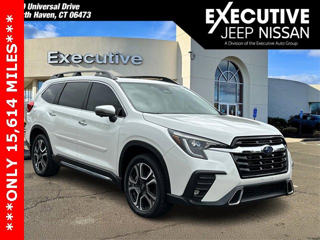 Used 2023 Subaru Ascent Touring image 1