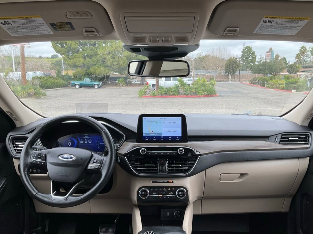 Used 2020 Ford Escape Titanium w/ Titanium Premium Package 2.0 image 30