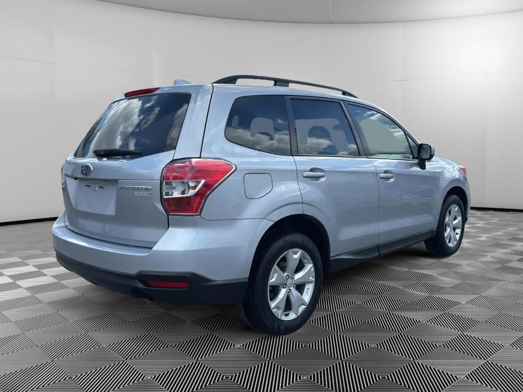 Used 2016 Subaru Forester 2.5i Premium w/ All-Weather Package image 4