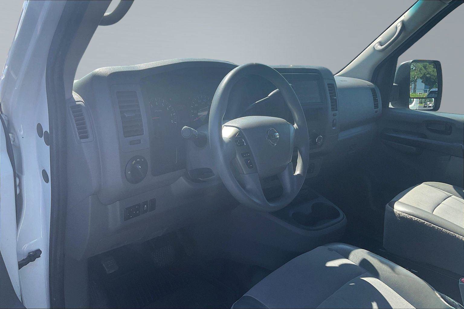 Used 2020 Nissan NV 2500 S RWD image 15