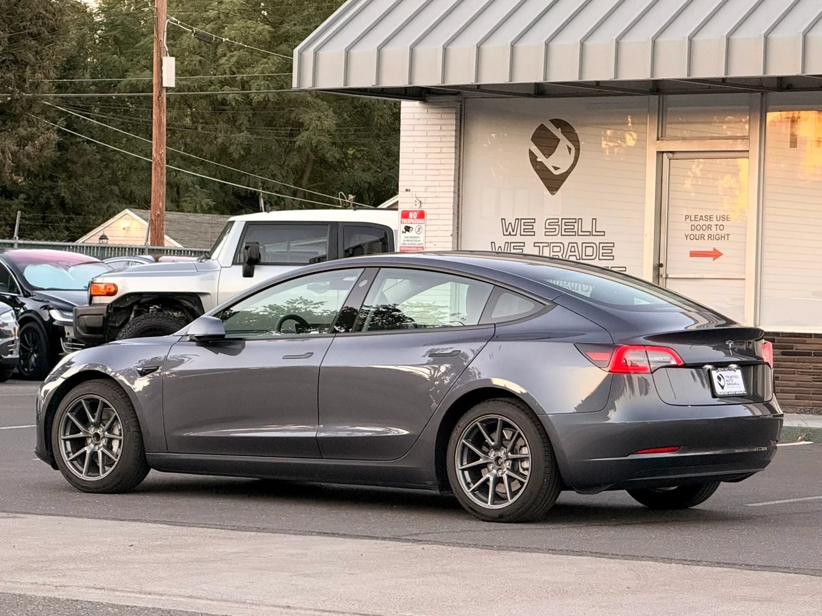 Used 2023 Tesla Model 3 Standard Range RWD image 7