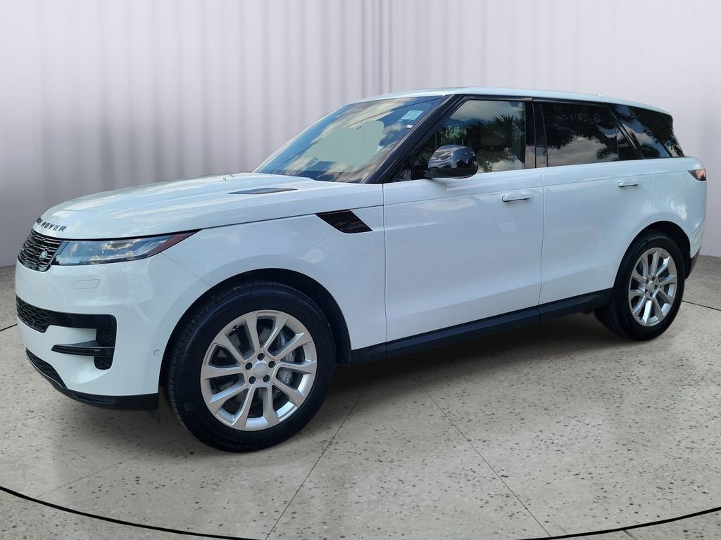 Used 2025 Land Rover Range Rover Sport SE AWD/4WD image 8