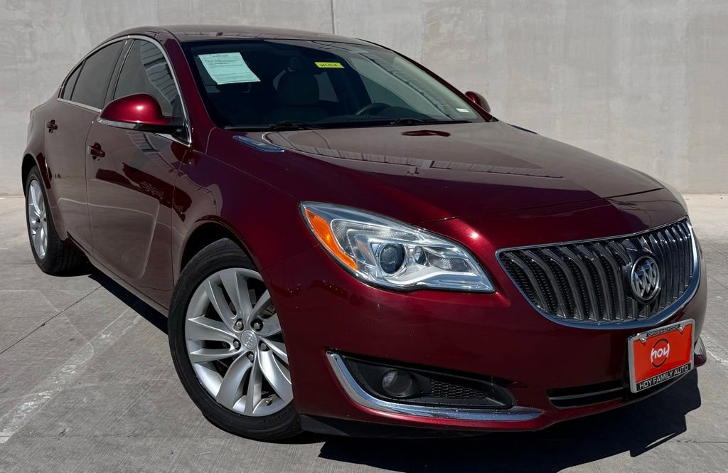 Used 2016 Buick Regal image 1