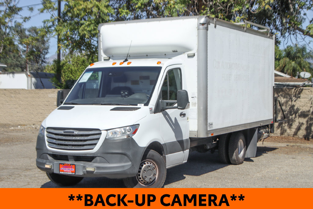 Used 2019 Freightliner Sprinter 3500 RWD image 4