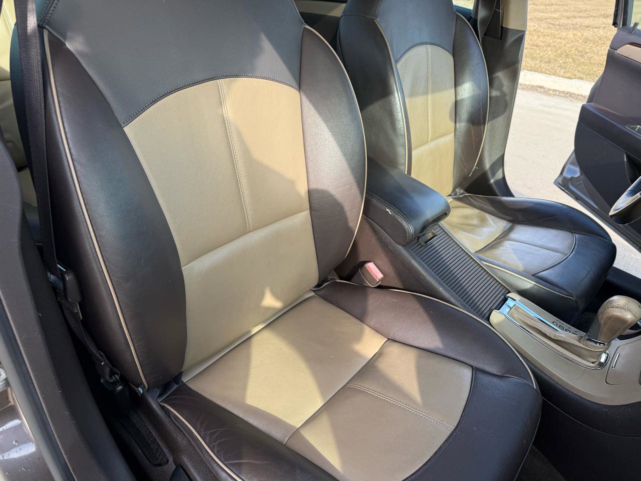 Used 2011 Chevrolet Malibu LTZ w/ HFV6 Engine Package image 25