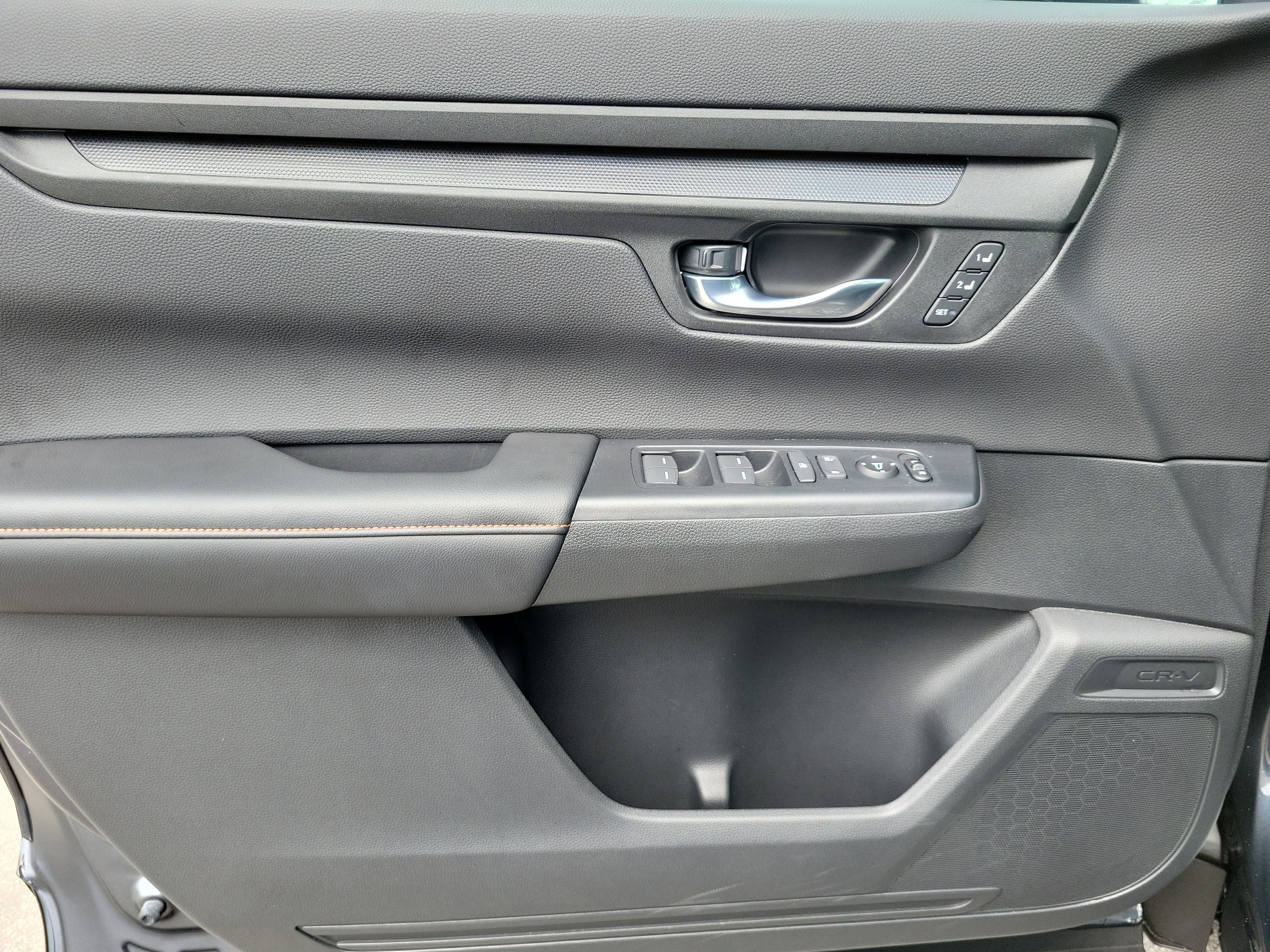 Used 2025 Honda CR-V Sport-L image 27