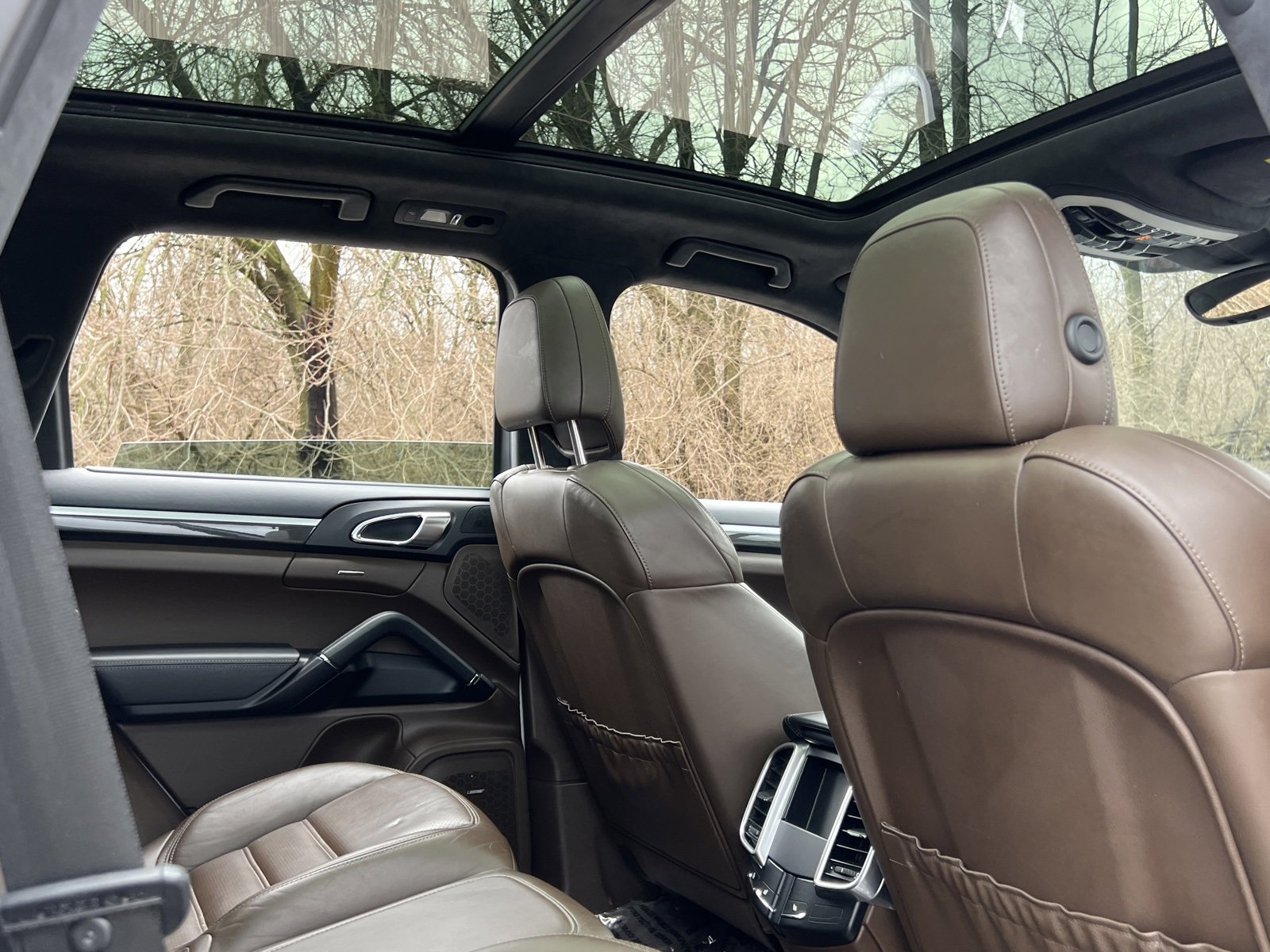 Used 2016 Porsche Cayenne Turbo S image 22