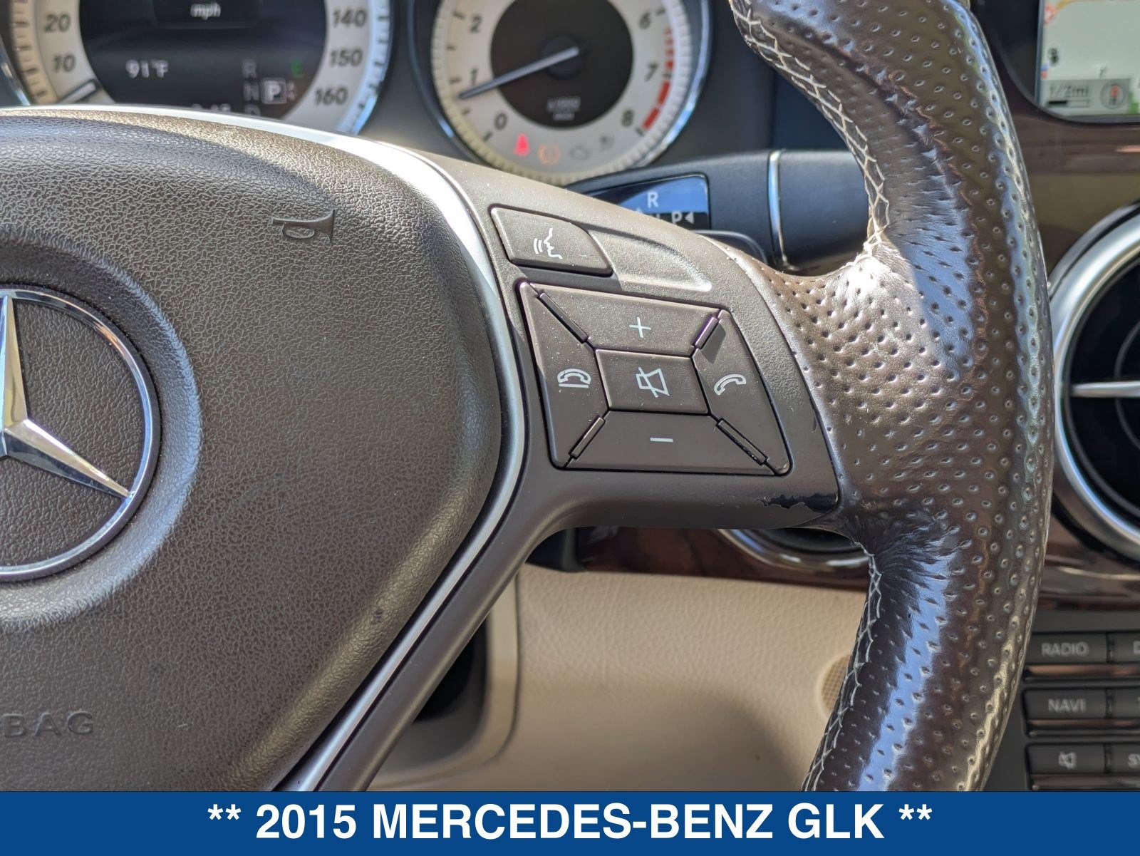 Used 2015 Mercedes-Benz GLK 350 2WD image 27