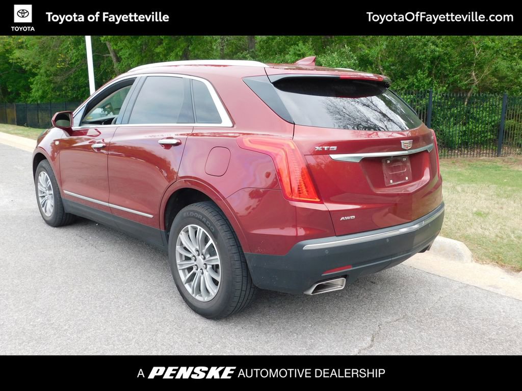 Used 2017 Cadillac XT5 Luxury w/ Driver Awareness Package image 3