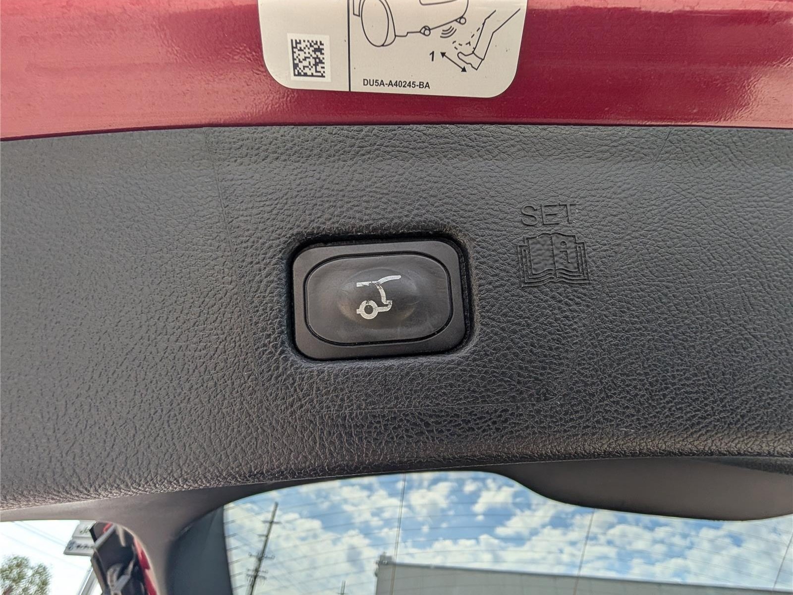 Used 2019 Ford Edge SEL w/ Equipment Group 201A AWD/4WD image 14