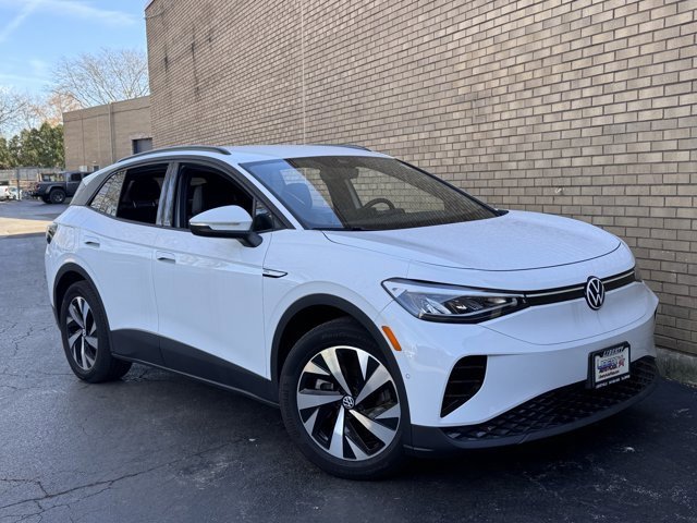 Used 2023 Volkswagen ID.4 Pro image 2