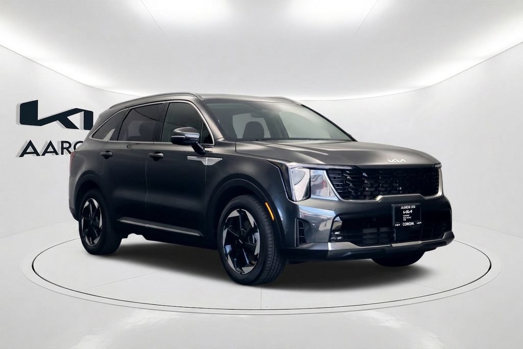 Used 2026 Kia Sorento EX FWD image 3