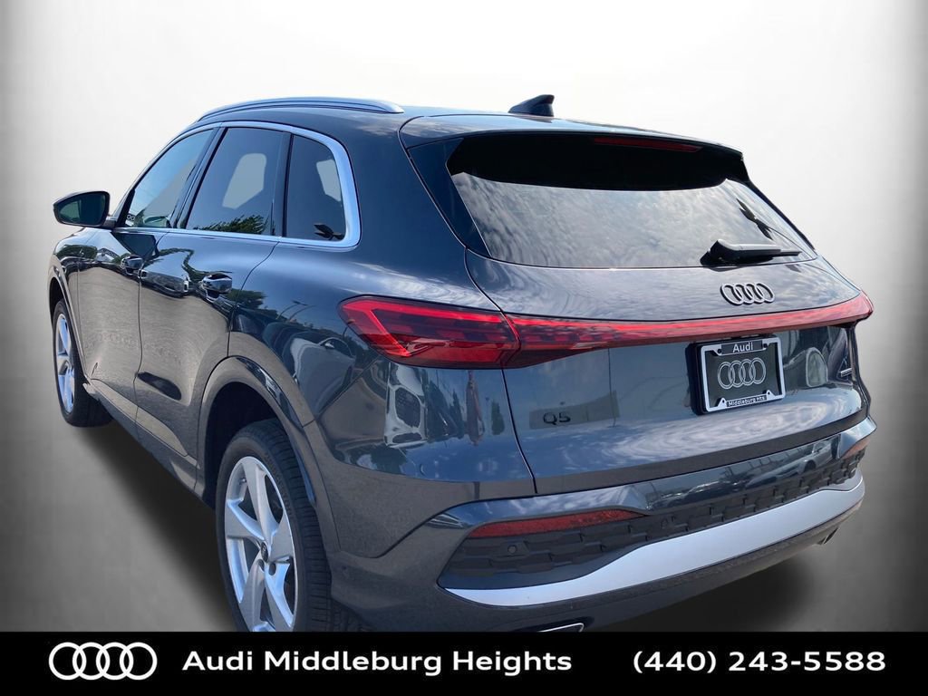 Used 2025 Audi Q5 Premium w/ Convenience Package image 9