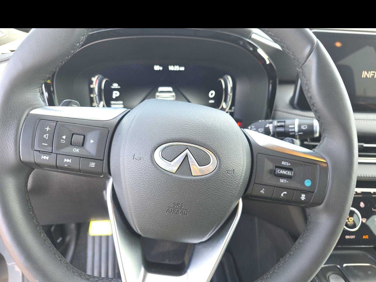 Certified 2025 INFINITI QX60 Luxe w/ Black Edition image 11