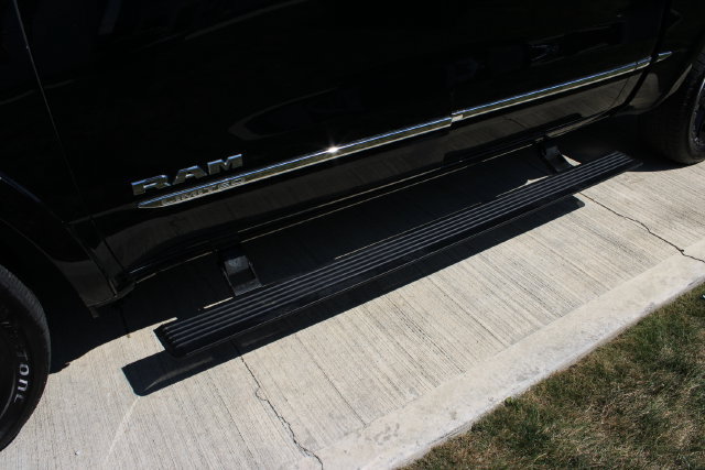 Used 2020 RAM 1500 Limited AWD/4WD image 37
