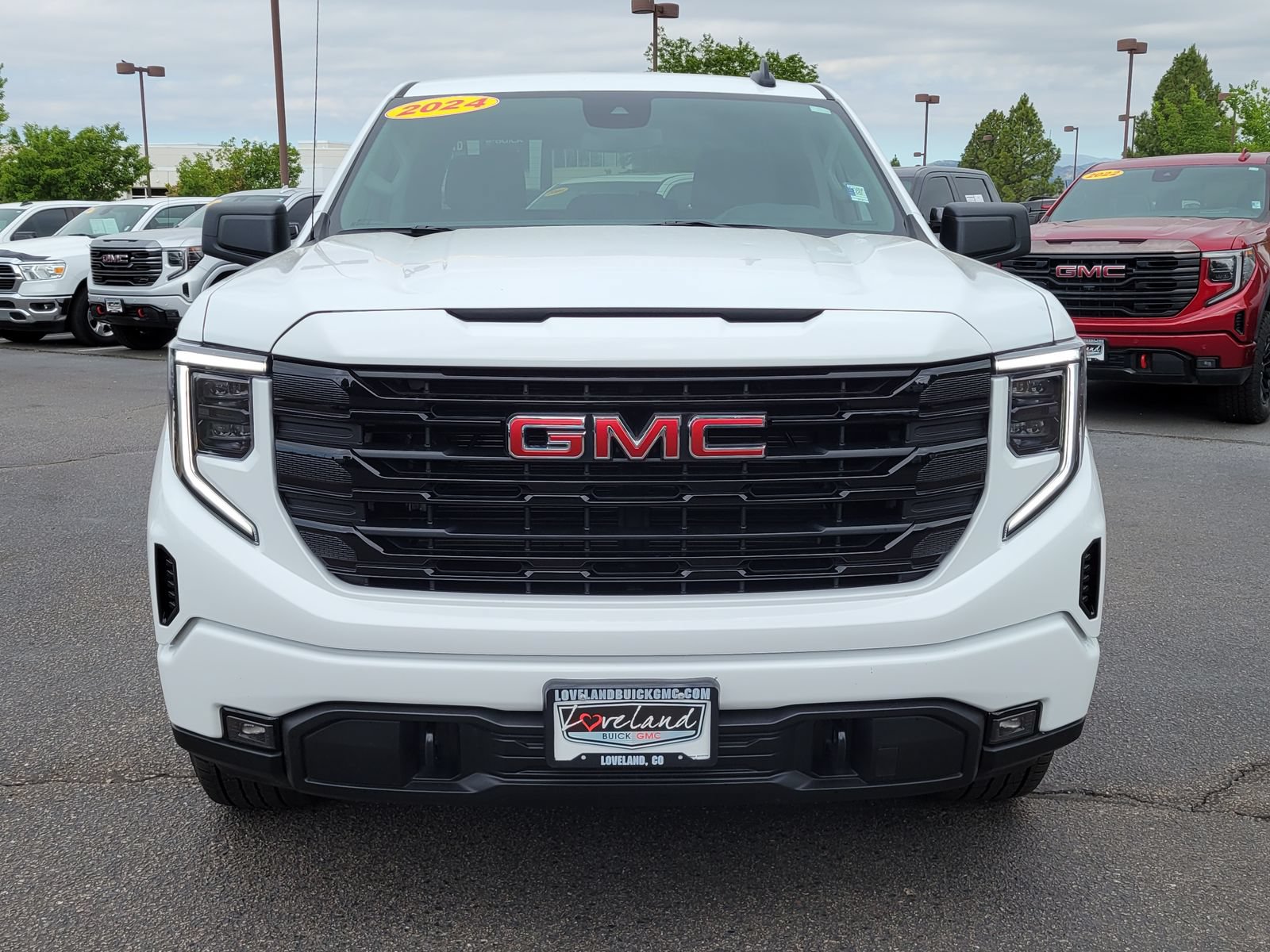 Used 2024 GMC Sierra 1500 Elevation AWD/4WD image 8