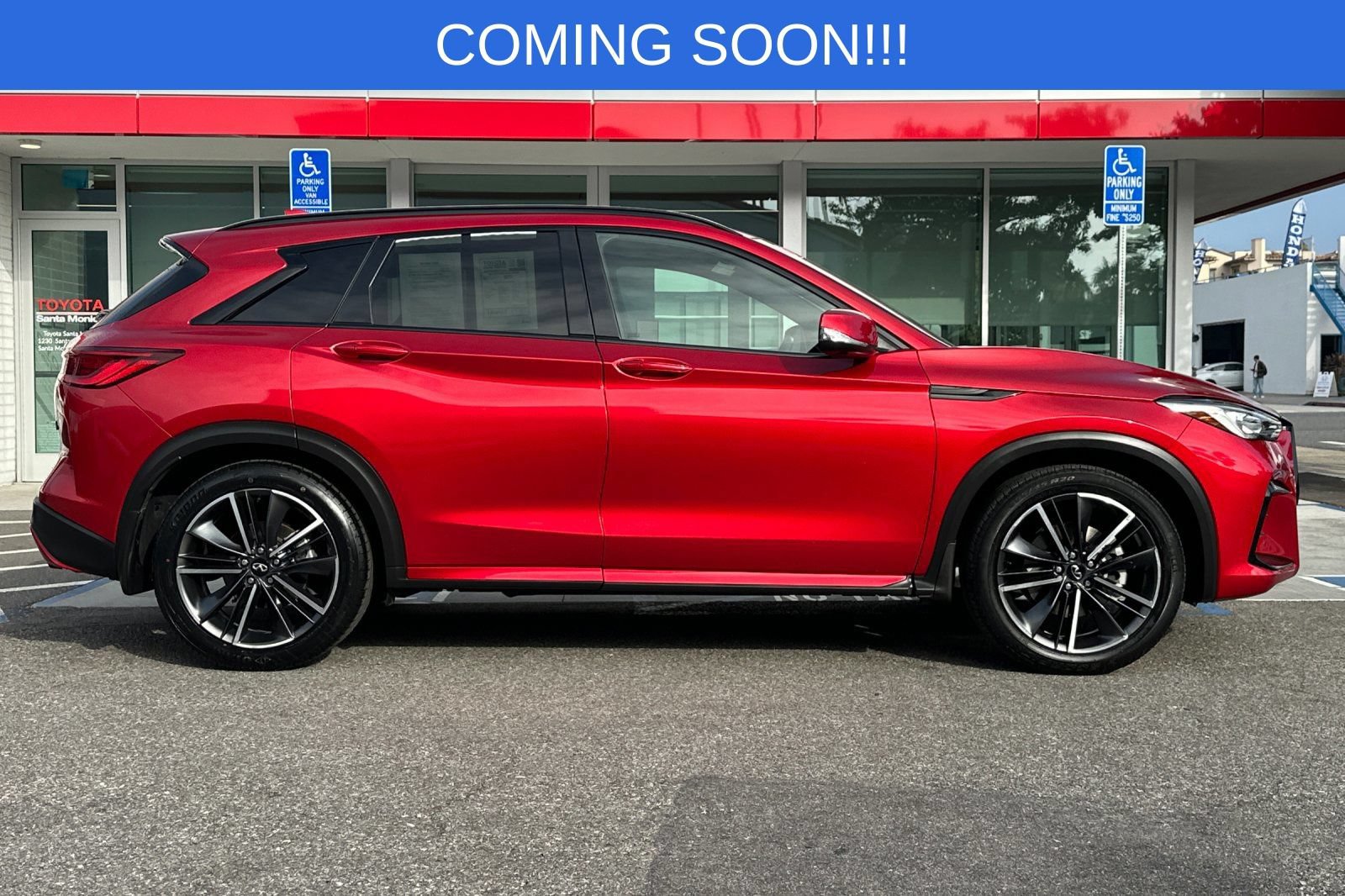 Used 2023 INFINITI QX50 Sport FWD image 3