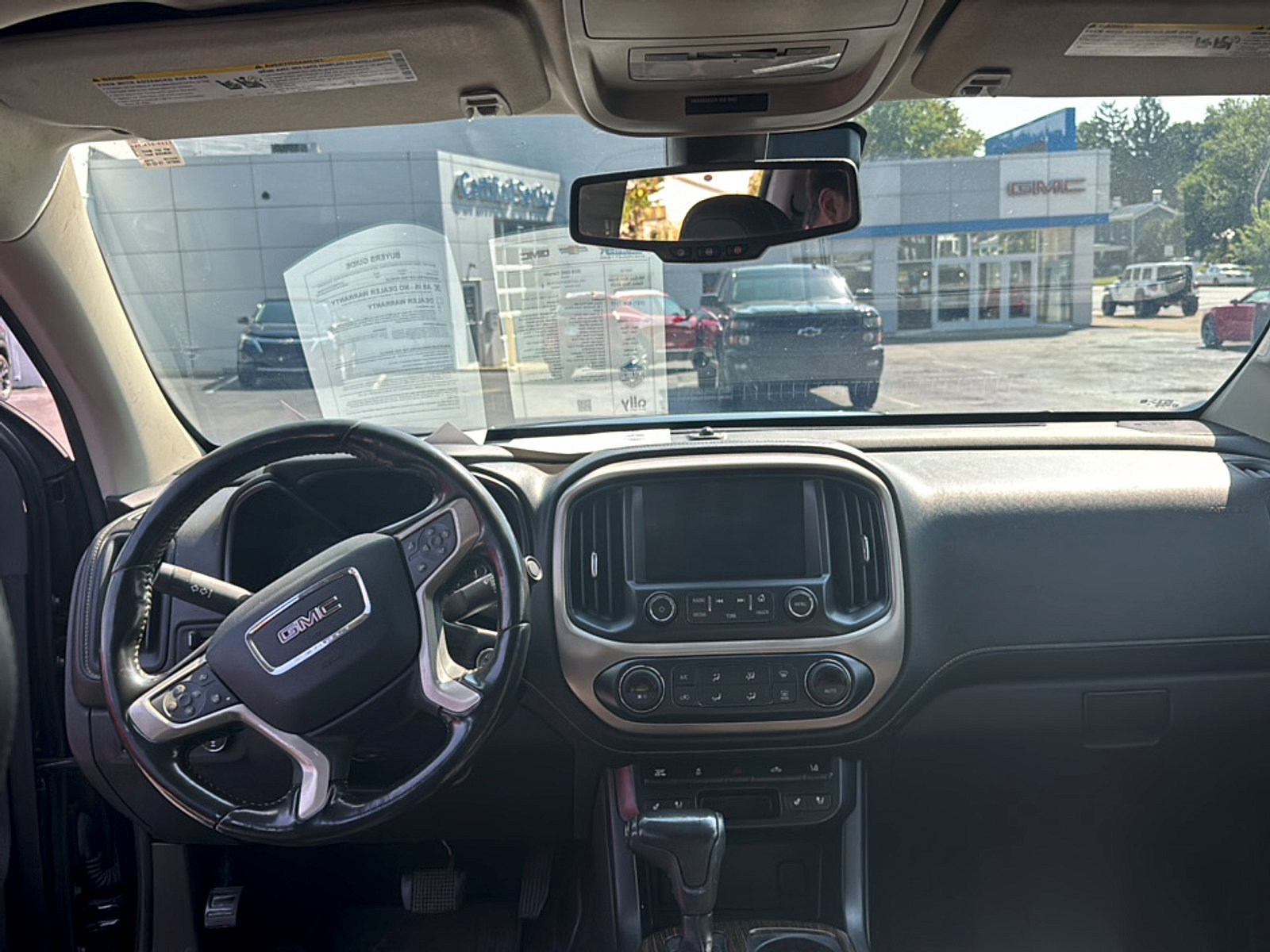 Used 2018 GMC Canyon Denali AWD/4WD image 17