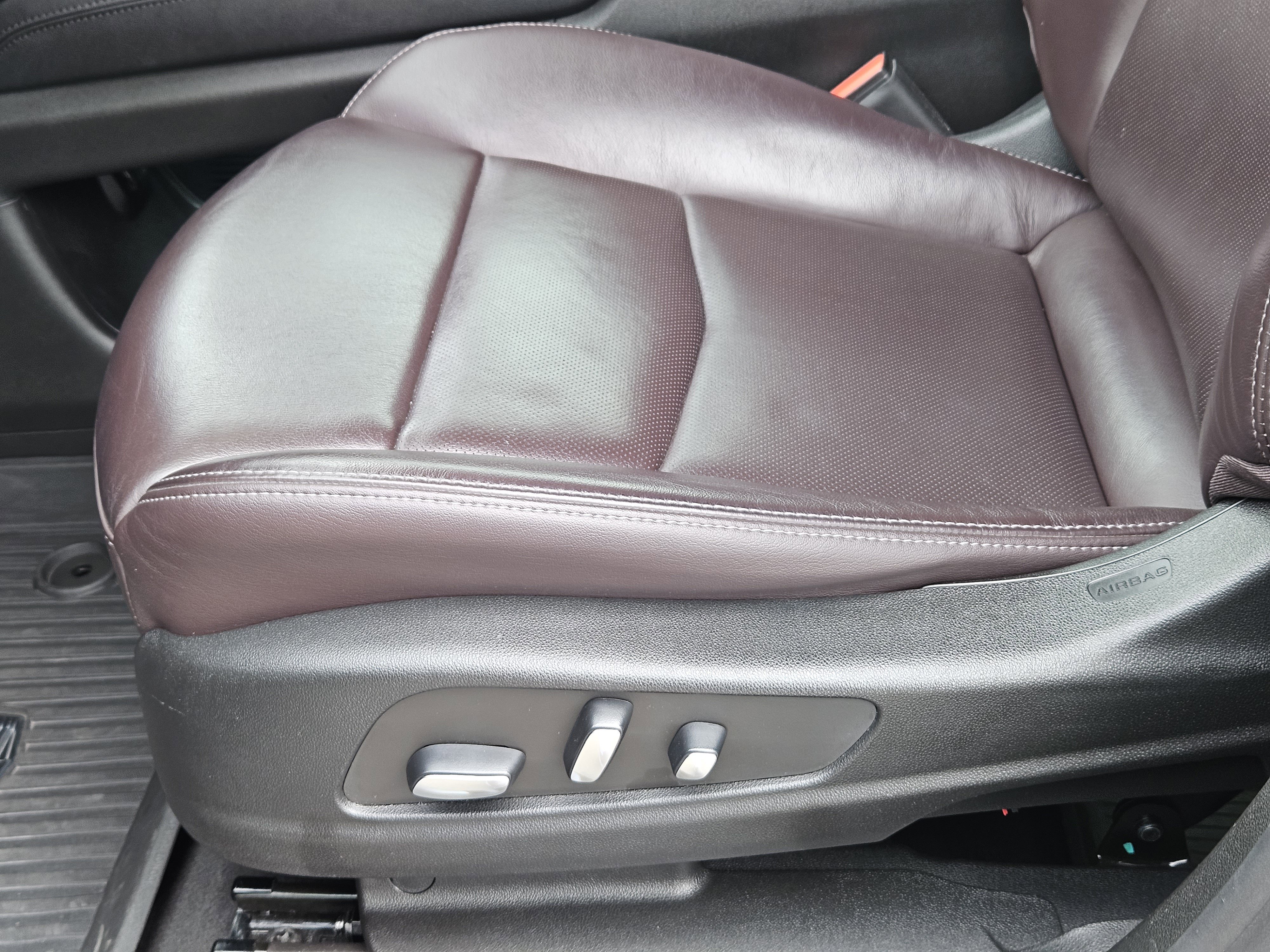 Used 2021 Cadillac XT6 Premium Luxury image 26