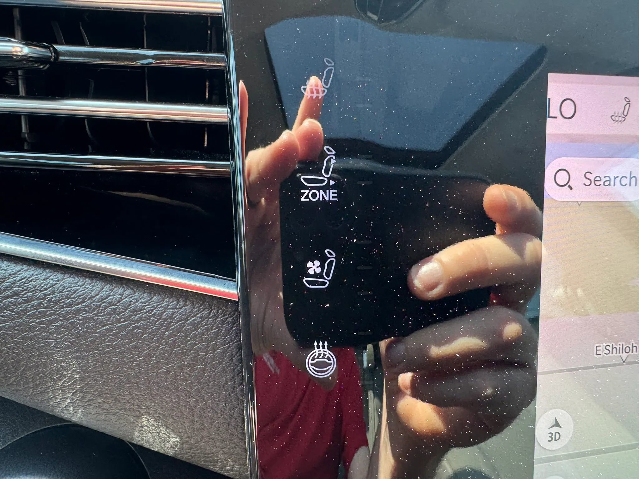 Used 2023 Jeep Wagoneer 4WD w/ Premium Group I image 10