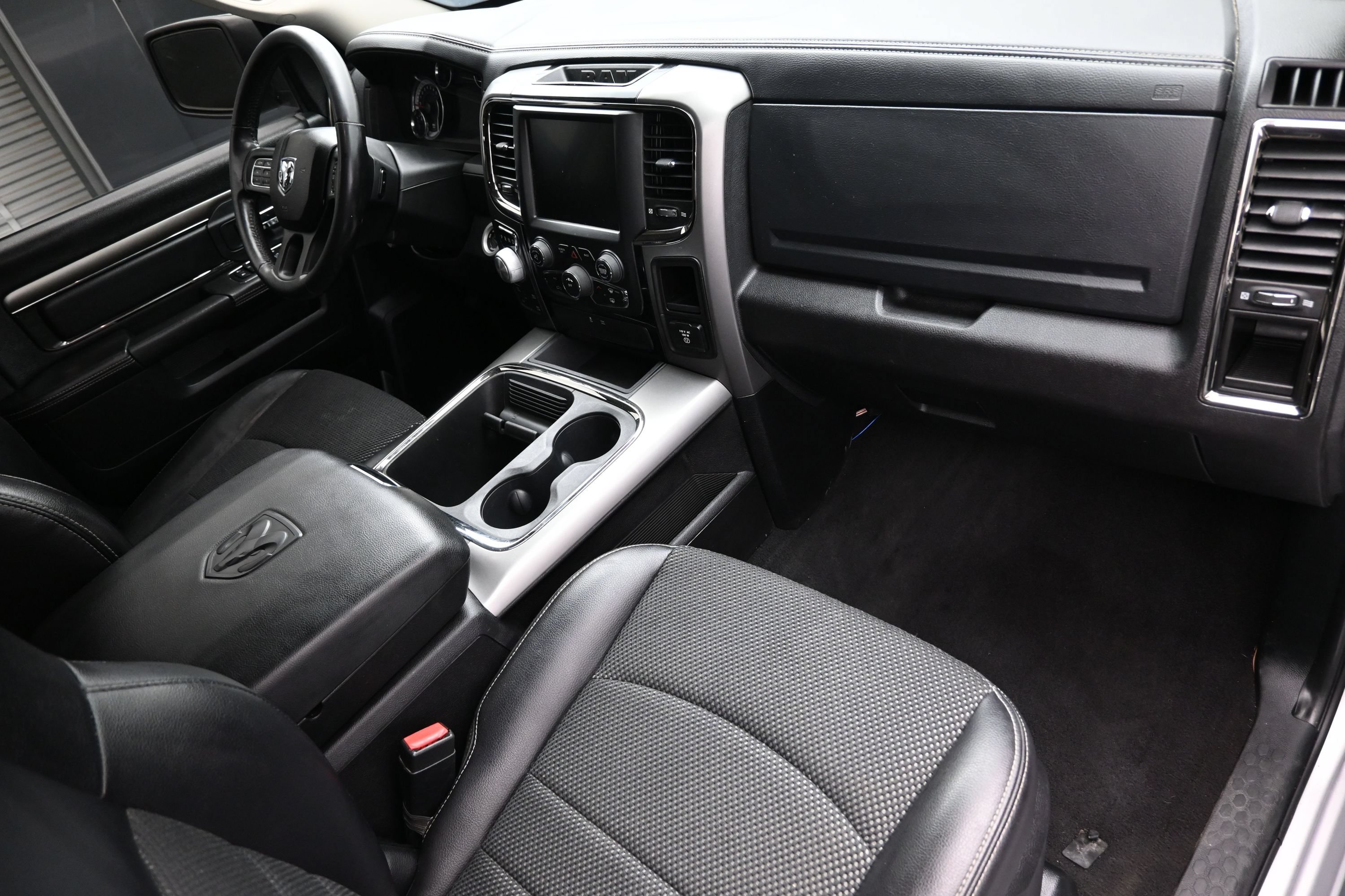 Used 2016 RAM 1500 Sport AWD/4WD image 39