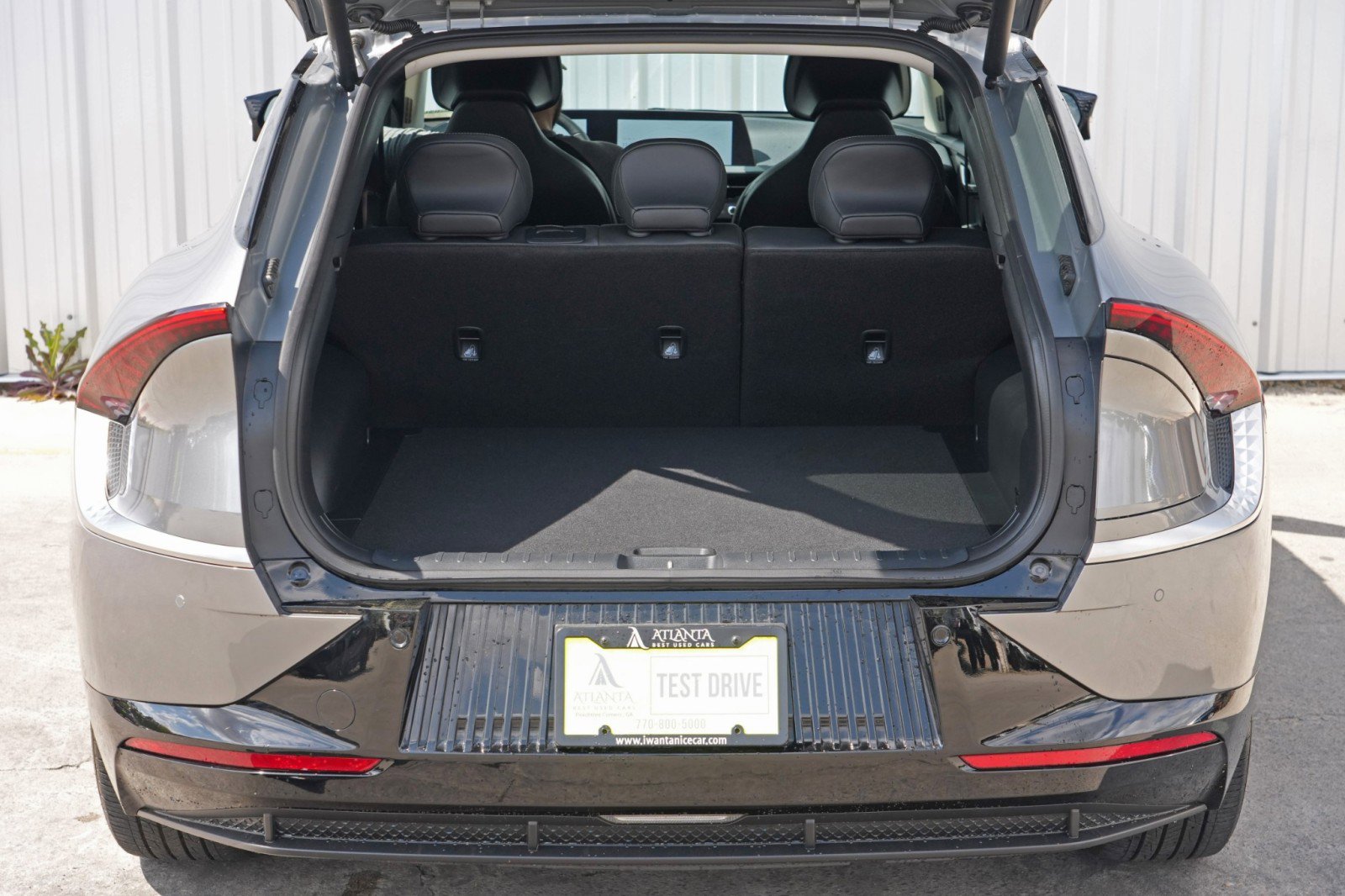 Used 2023 Kia EV6 Wind w/ Wind Technology Package AWD/4WD image 9