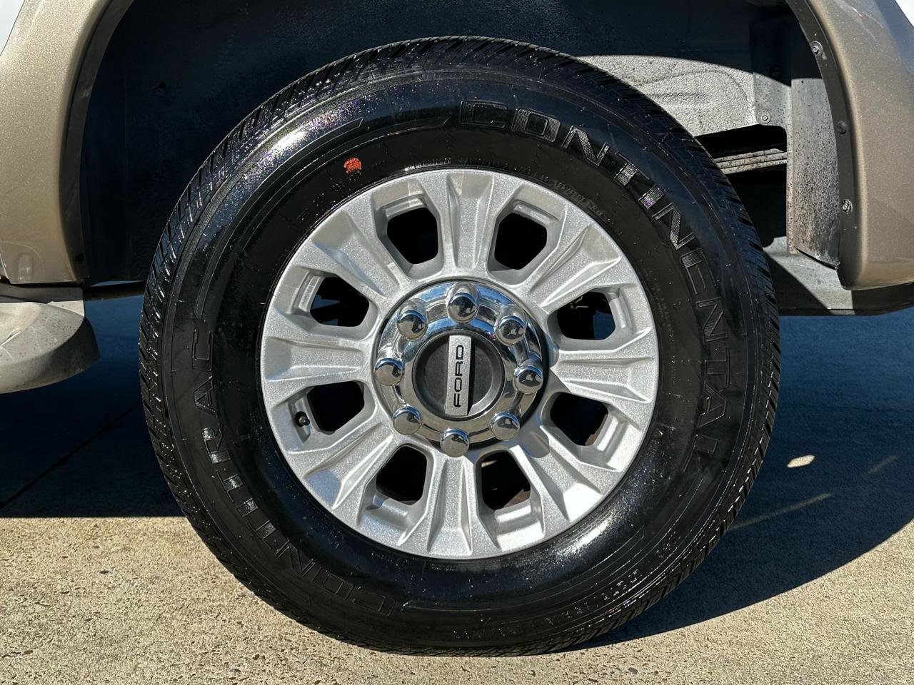 Used 2005 Ford Excursion Eddie Bauer image 52