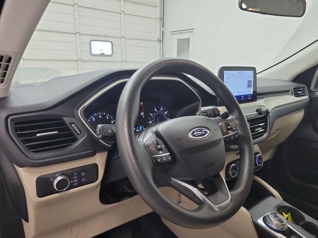 Certified 2022 Ford Escape SE AWD/4WD image 18