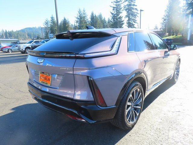 Used 2024 Cadillac Lyriq Sport image 8