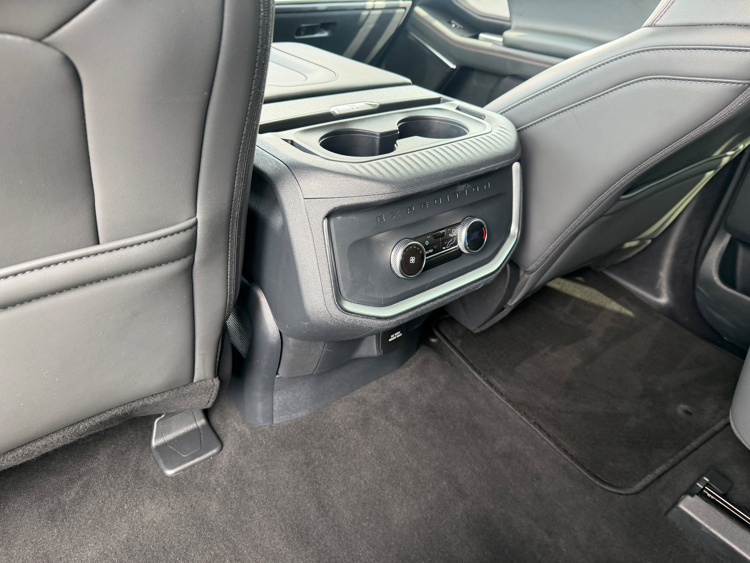 Certified 2025 Ford Expedition Active AWD/4WD image 22
