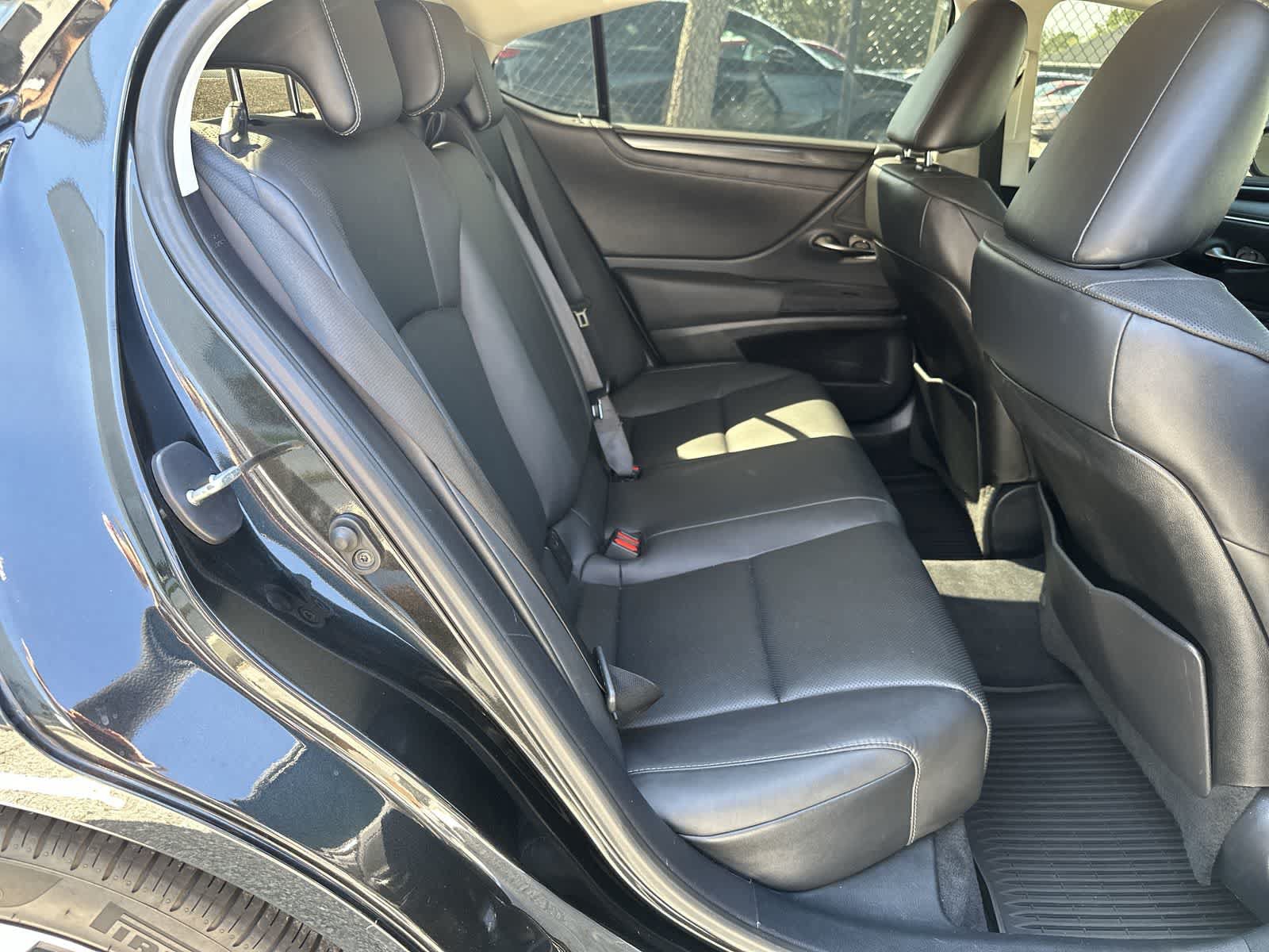 Used 2022 Lexus ES 350 w/ Accessory Package 2 FWD image 8