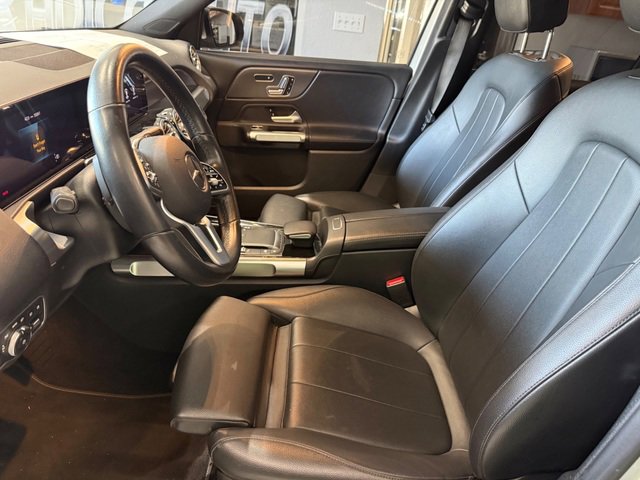 Used 2021 Mercedes-Benz GLB 250 image 14