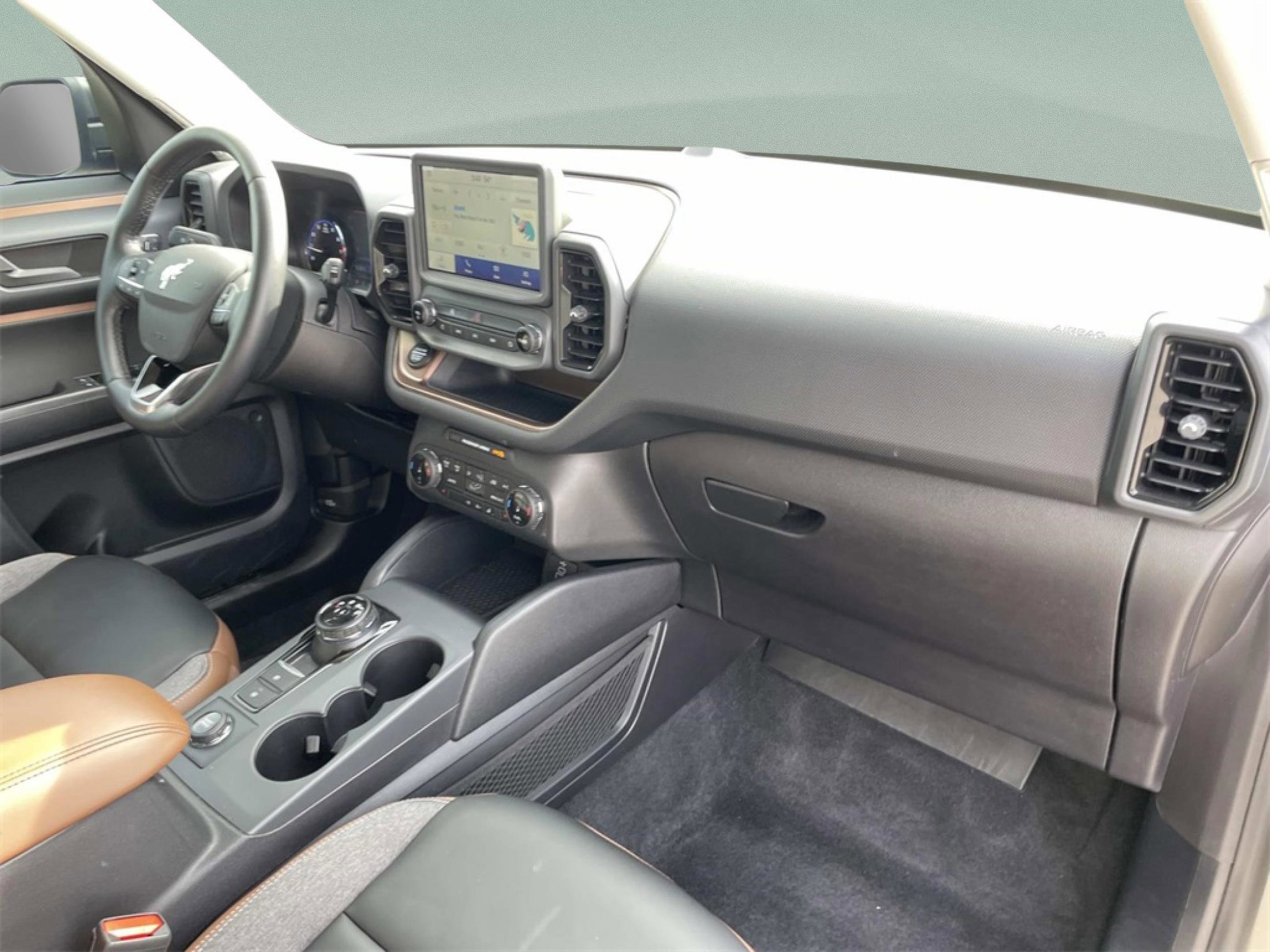 Used 2024 Ford Bronco Sport Outer Banks image 19