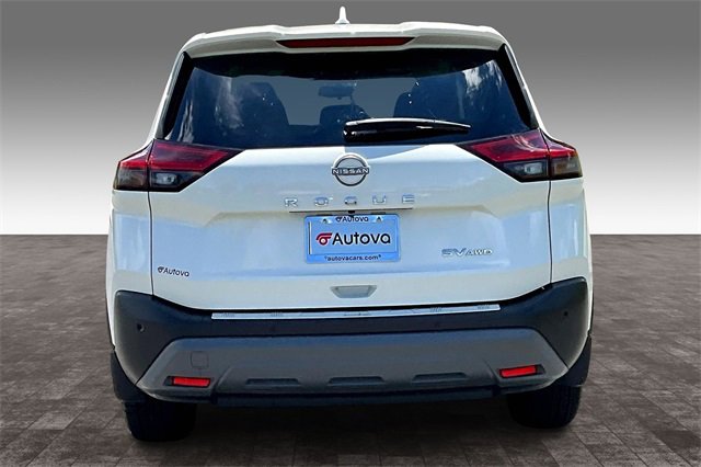 Used 2023 Nissan Rogue SV image 5
