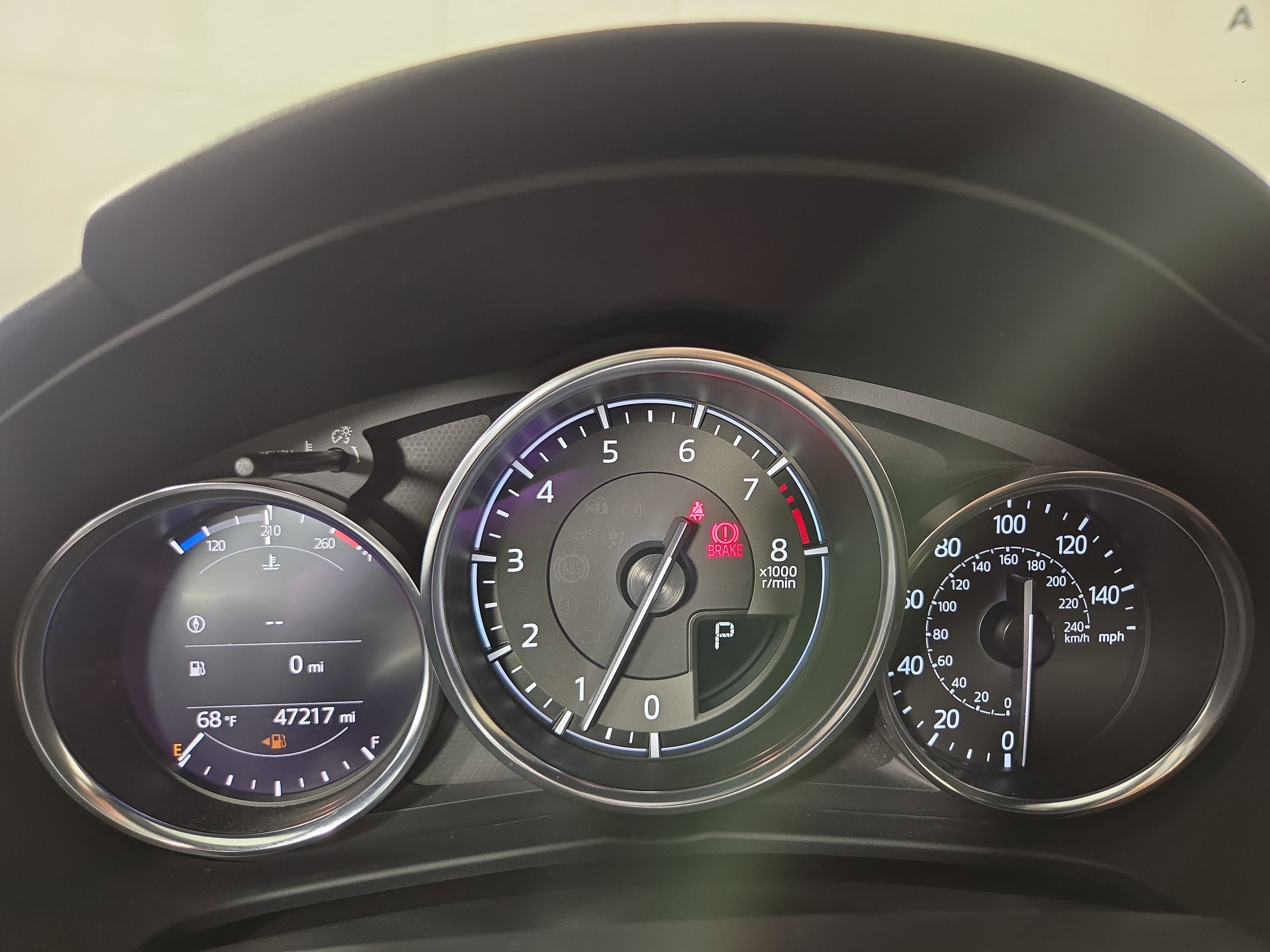 Used 2019 MAZDA MX-5 Miata RF Grand Touring RWD image 16